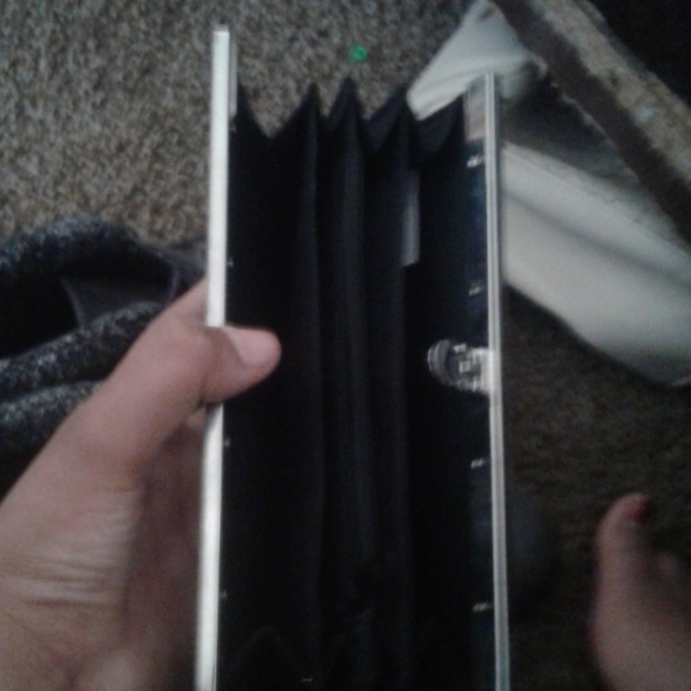 wallet - Picture 3 of 3